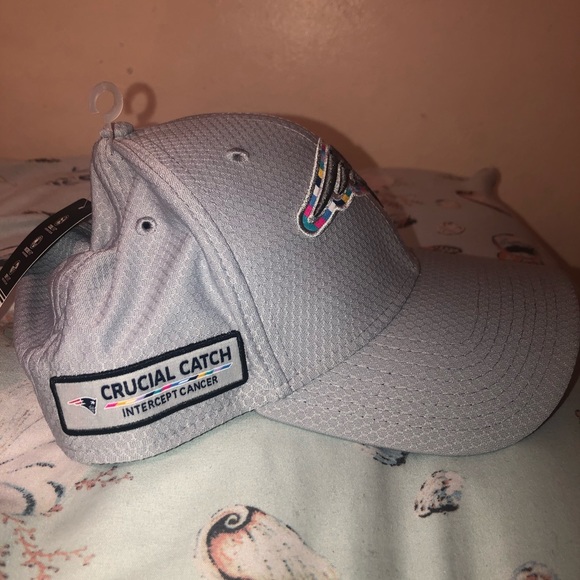 Hat - Picture 2 of 3